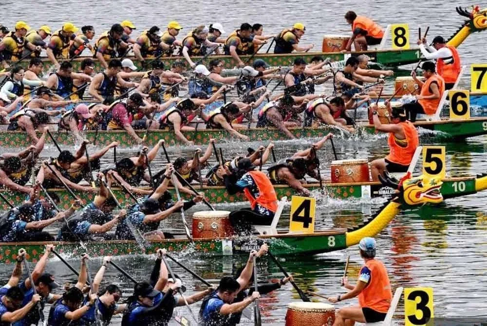 Regatta Sarawak 2025 terus gah sebagai acara sukan air warisan bertaraf antarabangsa, menghimpunkan peserta tempatan dan luar negara sambil mengangkat sejarah unik Bumi Kenyalang - Gambar hiasan