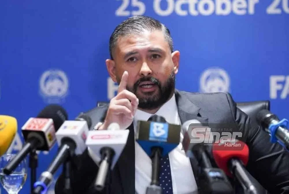 Tunku Ismail pada sidang akhbar di sebuah hotel di Subang Jaya. FOTO SINAR HARIAN-ROSLI TALIB