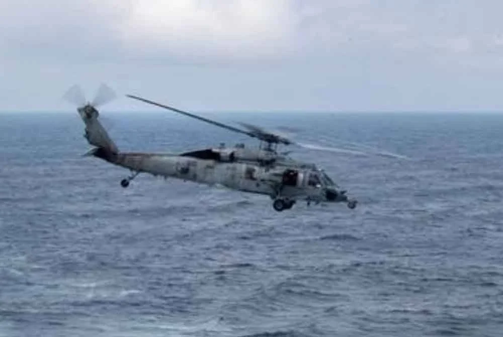 Sebuah helikopter dan jet tempur milik AS dilaporkan terhempas di Laut China Selatan pada Ahad. Gambar hiasan