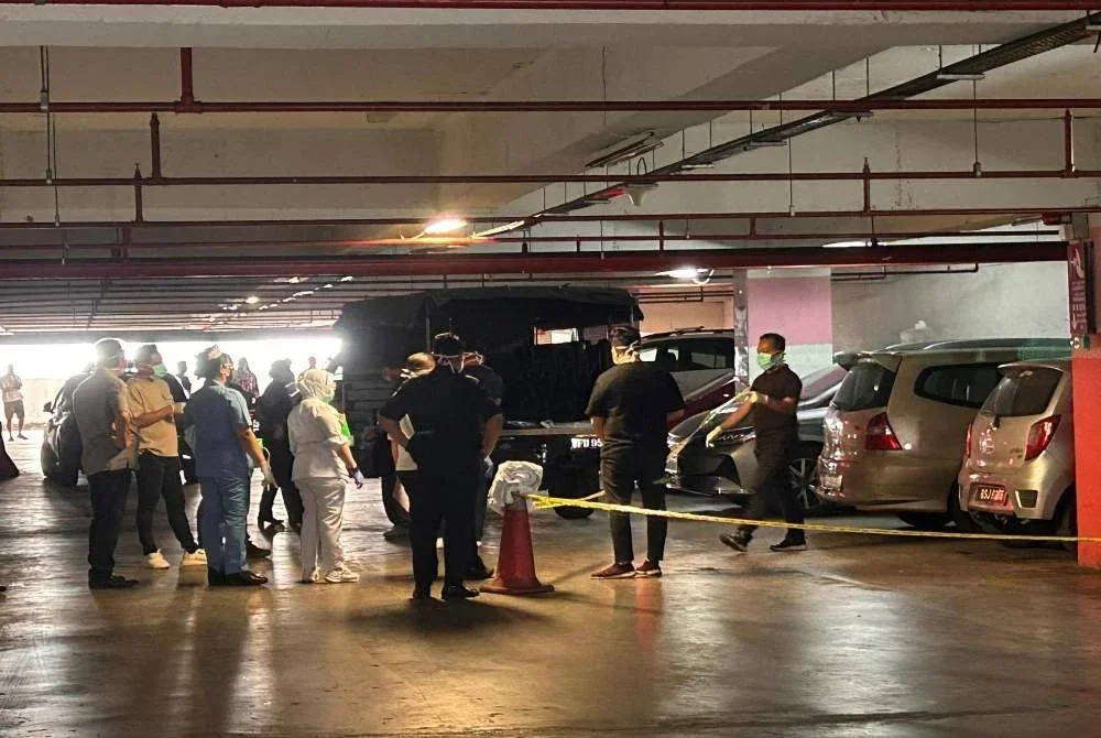 Mangsa dipercayai telah meninggal dunia sejak beberapa hari lalu dan turut dilaporkan sebagai orang hilang sebelum ini.