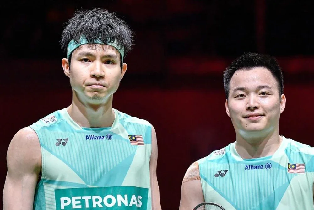 Aaron-Wooi Yik (kiri) akan diuji Sabar Karyaman-Moh Reza di Saarbrucken.