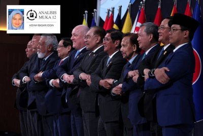 Perdana Menteri Datuk Seri Anwar Ibrahim bersama Perdana Menteri New Zealand, Christopher Luxon, bergambar bersama para pemimpin ASEAN sempena Sidang Kemuncak Peringatan ASEAN - New Zealand bersempena Sidang Kemuncak ASEAN ke-47 dan Sidang Kemuncak Berkaitan di Pusat Konvensyen Kuala Lumpur (KLCC) baru-baru ini. Foto Bernama
