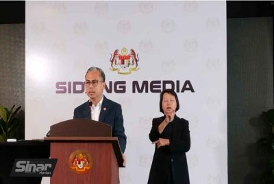 Fahmi pada sidang akhbar mingguan pasca mesyuarat Kabinet, pada Jumaat.