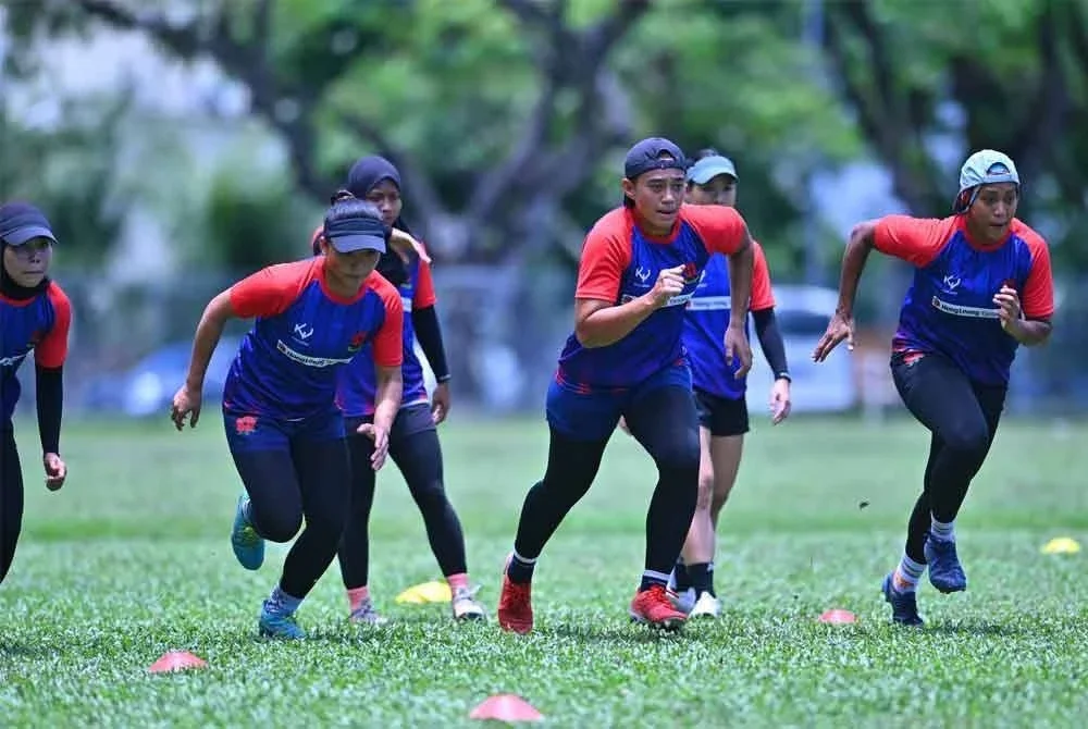 Skuad Bunga Raya 7s wanita negara meletakkan sasaran realistik di Thailand 2025. FOTO: KESATUAN RAGBI MALAYSIA