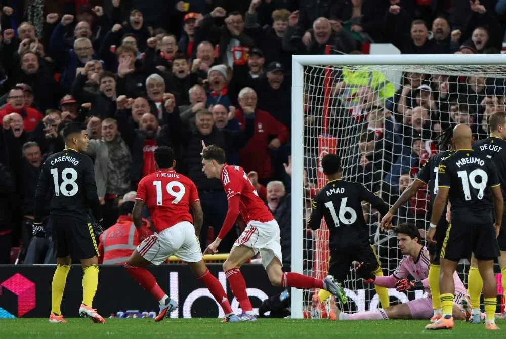 Amorim mengakui pasukannya kehilangan kawalan permainan seketika yang membawa padah, namun memuji semangat dan reaksi pemain yang tidak mudah menyerah selepas dibolosi dua kali. Foto AFP