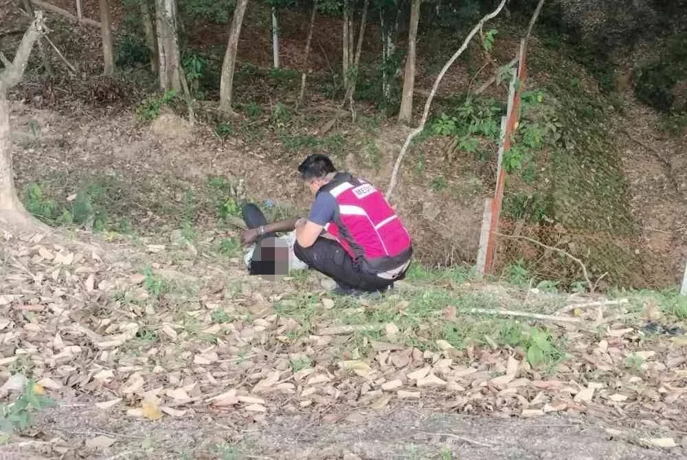 Pembonceng turut mengalami kecederaan parah