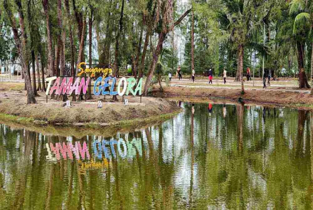 Taman Gelora antara lokasi popular di Kuantan yang menawarkan keindahan semula jadi.