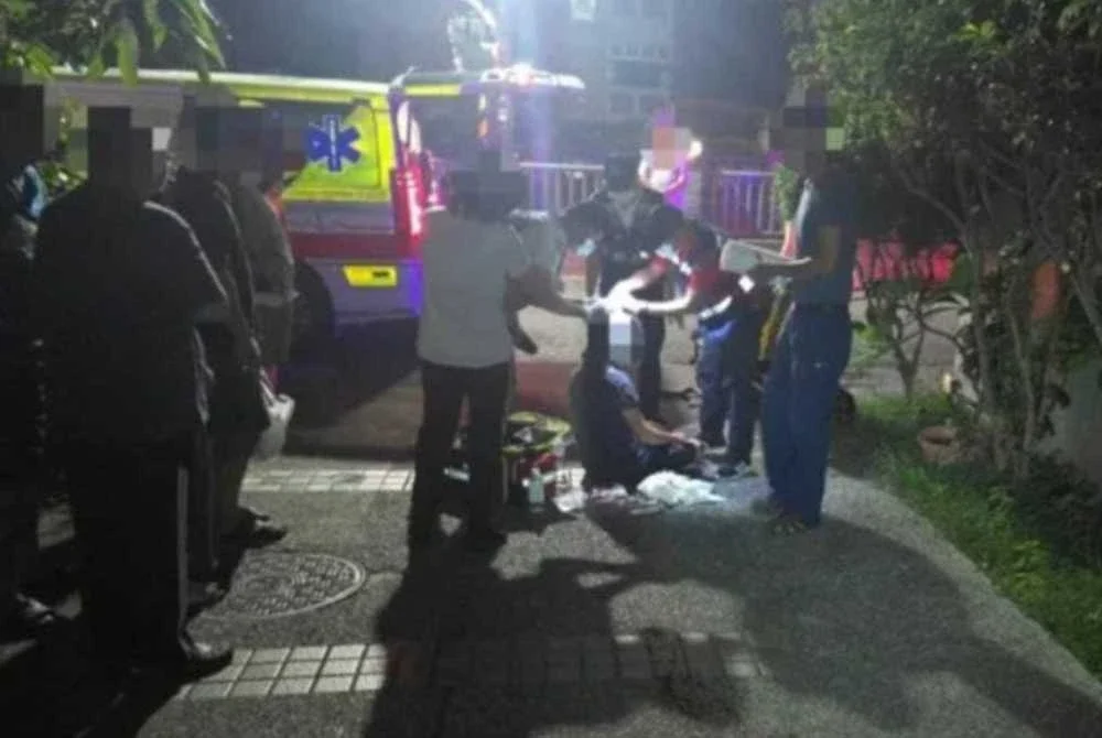 Mangsa parah di lokasi akibat diserang menggunakan alat pemadam api - Foto: United Daily News