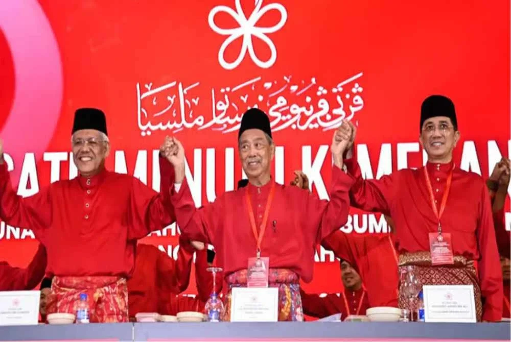 Keputusan terkini Lembaga Disiplin Bersatu berisiko memberi impak negatif terhadap Muhyiddin dan pucuk kepimpinan parti dalam usaha untuk mengukuhkan keyakinan akar umbi Bersatu serta PN.
