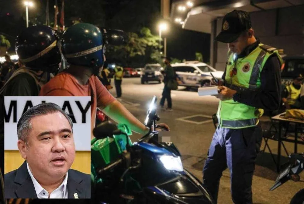 Menteri Pengangkutan, Anthony Loke (gambar kecil) beri amaran tindakan mahkamah dan pembatalan cukai jalan akan dikenakan mulai 1 Januari depan kepada pemilik kenderaan yang enggan melunaskan saman tertunggak. - Gambar hiasan