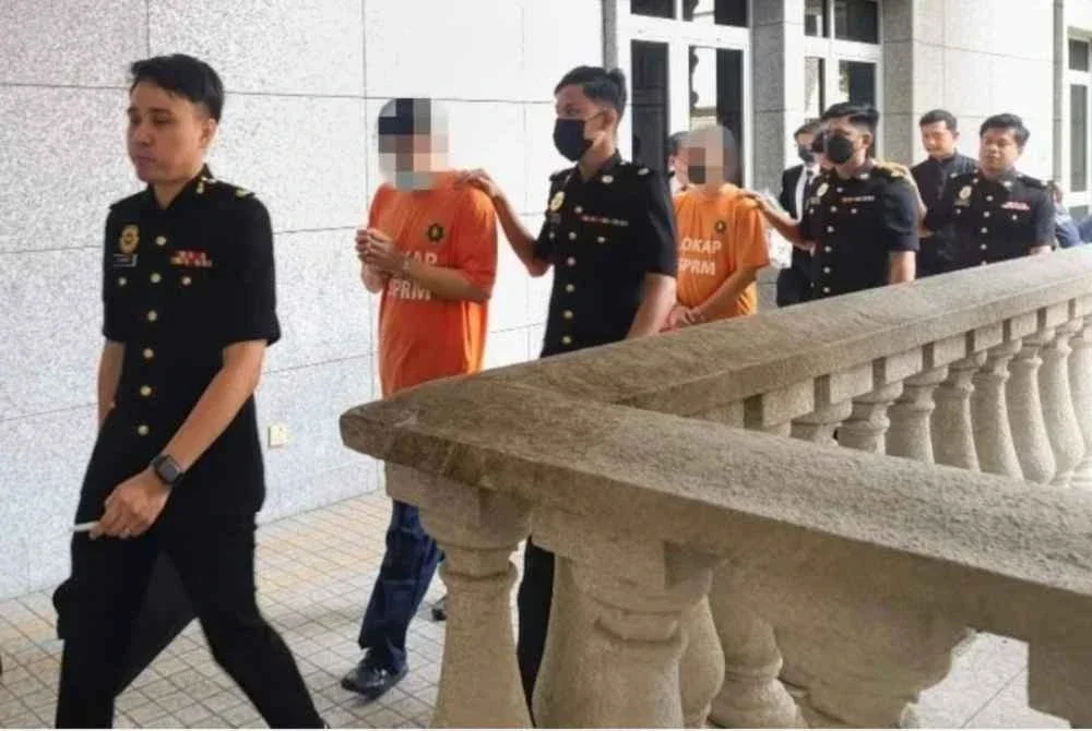 Seorang pegawai kanan DBKL akan dituduh di mahkamah esok.