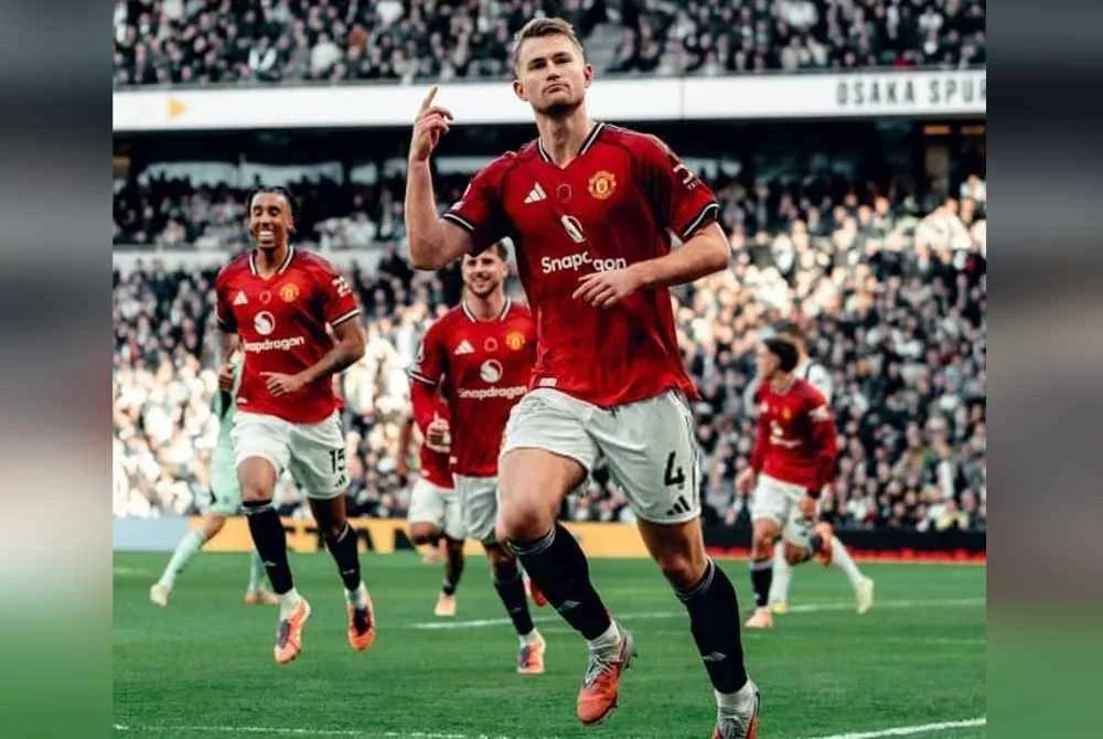 De Ligt pastikan United keluar dari Tottenham dengan satu mata. Foto Agensi