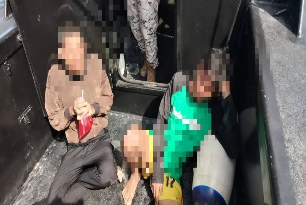 Dua lagi PATI dijumpai terapung di perairan Langkawi. - Foto Maritim Malaysia