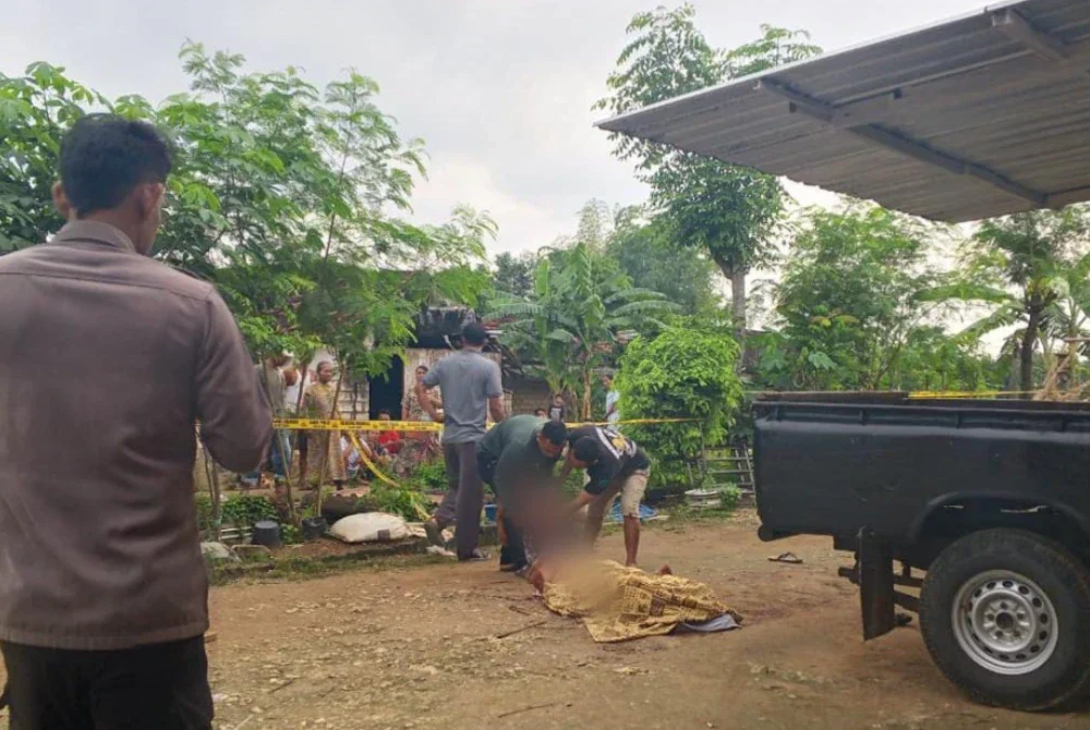 Pegawai kampung itu dibunuh kerana cemburu. Foto Agensi