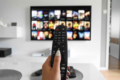 Bagi sebahagian orang, tidak memiliki TV bukan lagi tanda kemiskinan, tetapi gaya hidup. Gambar hiasan