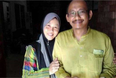 Norhayati meluahkan rasa sedih kerana selepas sembilan tahun, keluarga masih tidak mengetahui nasib Amri.