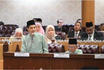 Mohd Nurkhuzaini menyampaikan ucapan penggulungan pada Persidangan DUN Terengganu Ke-15 di Wisma Darul Iman pada Rabu.