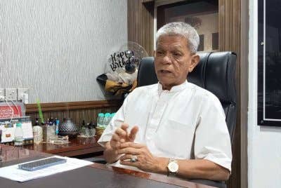 Nik Dir menegaskan, rakyat kini mendambakan kepimpinan yang benar-benar memahami keperluan mereka, bukan yang hanya menitikberatkan kemewahan dan kepentingan sendiri.