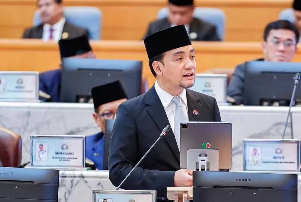 Onn Hafiz ketika membentangkan Belanjawan Johor 2026 di Kota Iskandar pada Khamis.