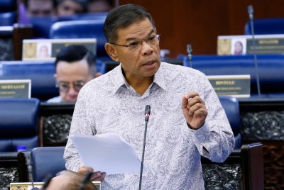 Saifuddin Nasution bercakap pada Mesyuarat Ketiga, Penggal Keempat Majlis Parlimen ke-15 Dewan Rakyat di Bangunan Parlimen hari ini. Foto Bernama
