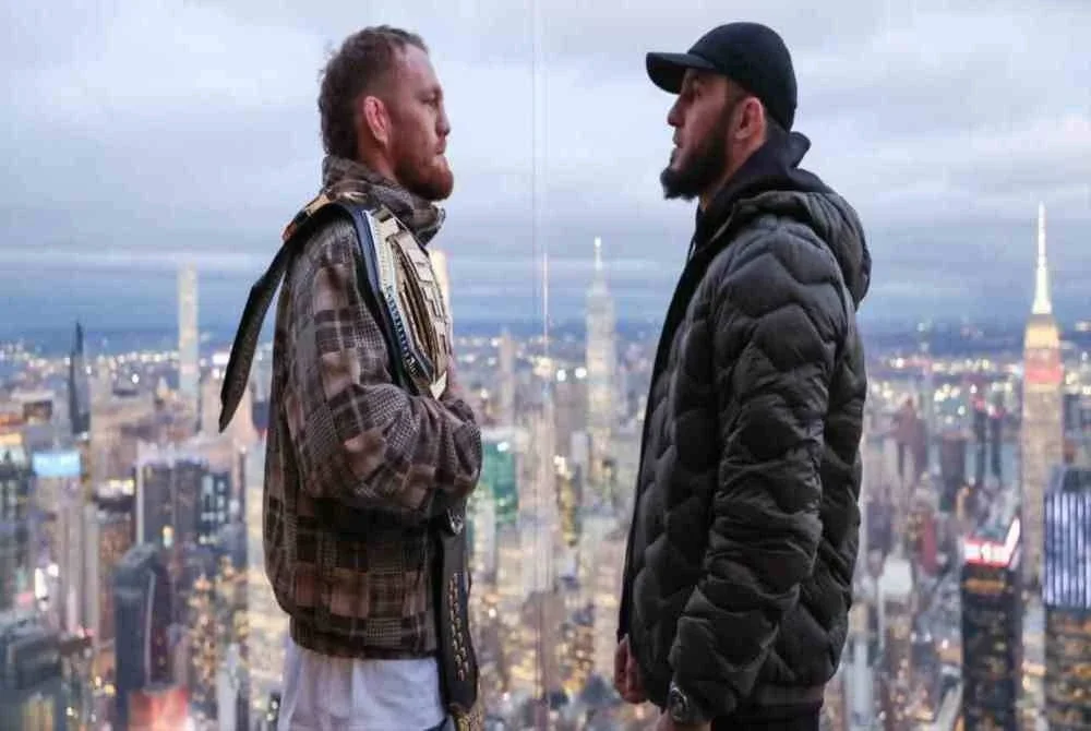 Islam (kanan) akan berdepan petarung Australia dan juara bertahan welterweight, Jack Della Maddalena di Madison Square Garden hujung minggu ini.