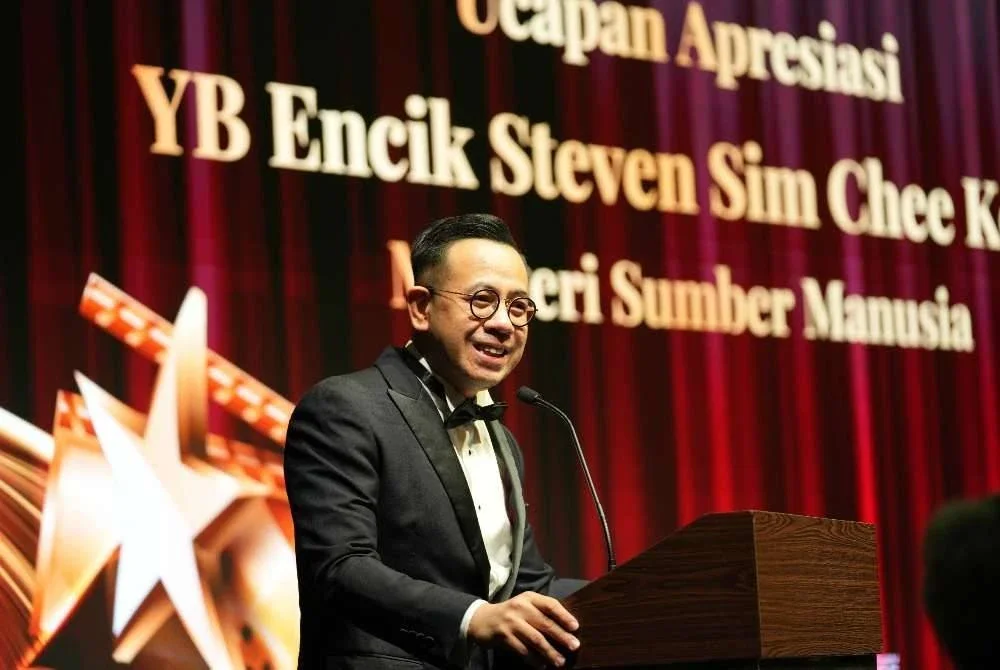 Steven sewaktu menyampaikan ucapan sempena penganjuran Anugerah Media PERKESO pada Khamis.
