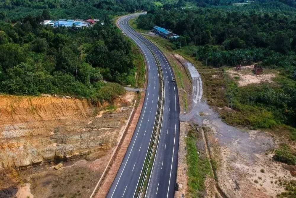 Projek Lebuhraya Pan Borneo di Sabah perlu disiapkan demi kemudahan dan kesejahteraan rakyat.
