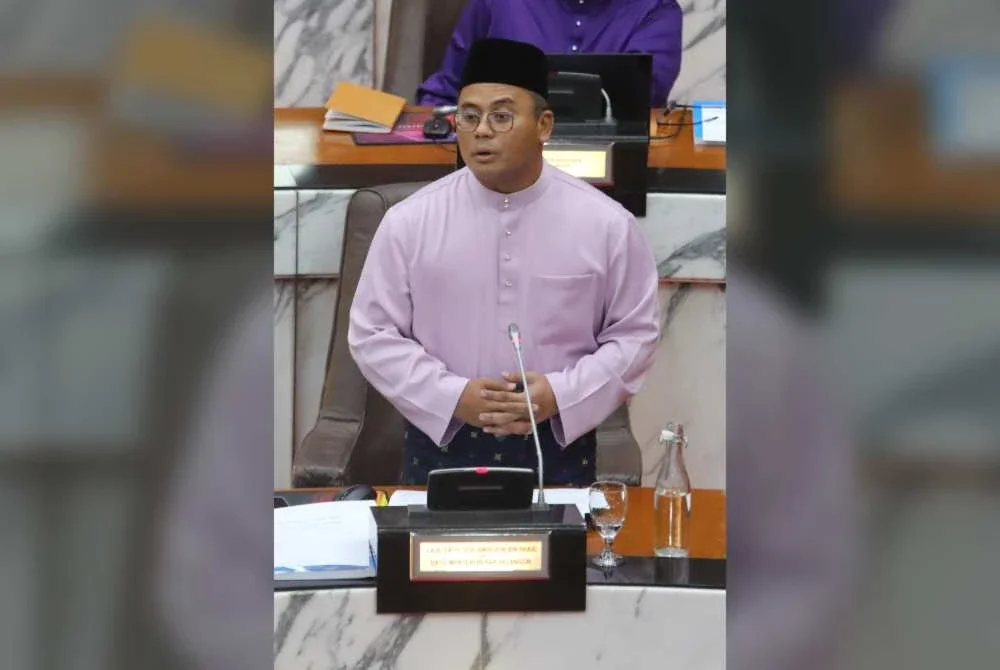 Amirudin semasa pembentangan Belanjawan Selangor 2026 di Bangunan DUN Selangor pada Jumaat.