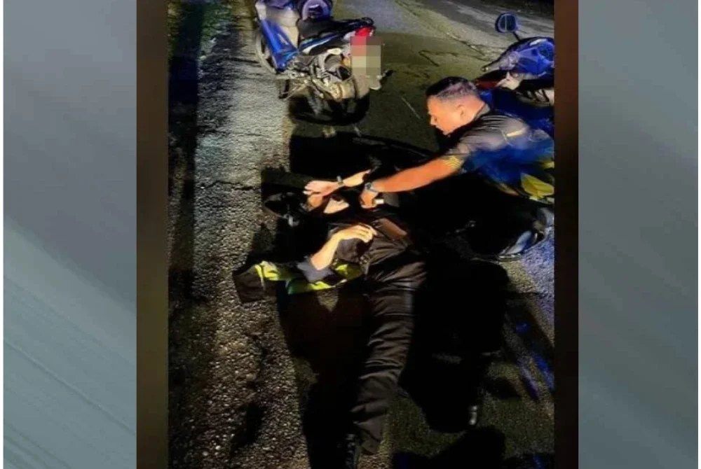 Seorang anggota polis cedera akibat kemalangan selepas motosikalnya dihimpit pemandu sebuah kereta yang didakwa memandu dalam keadaan mabuk.