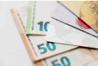 Seorang ibu dan anak perempuannya di Sydney, Australia didakwa atas tuduhan menipu warga Vietnam sehingga hampir 70 juta dolar Australia (kira-kira RM189 juta). Gambar hiasan