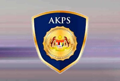 AKPS mengesan kegiatan warga tempatan di sempadan yang bolos ke negara jiran melalui laluan motosikal di Bangunan Sultan Iskandar tanpa melalui pemeriksaan Imigresen.