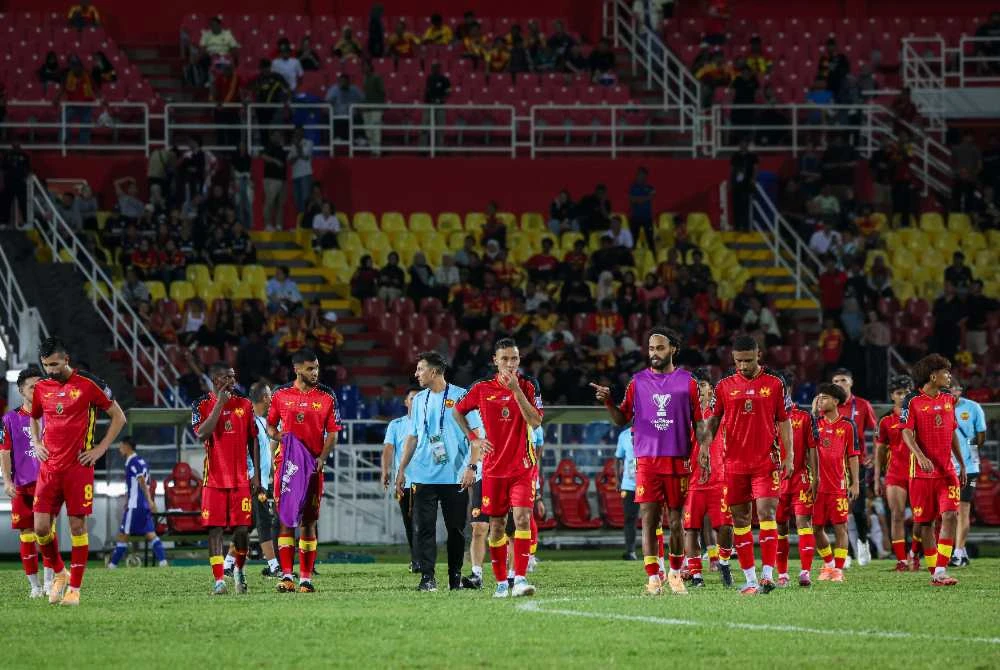 FAM menghukum Selangor FC susulan kekecohan membabitkan penonton yang berlaku ketika perlawanan suku akhir kedua Piala FA di Stadium MBPJ pada 29 Oktober lalu. Foto Bernama