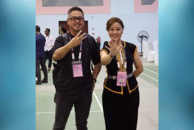 Shone dan Edna Jessica. 