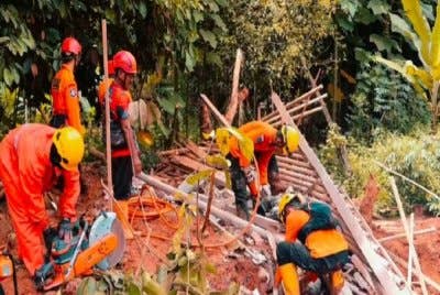 Operasi pada Sabtu di daerah Majenang melibatkan 520 anggota SAR.