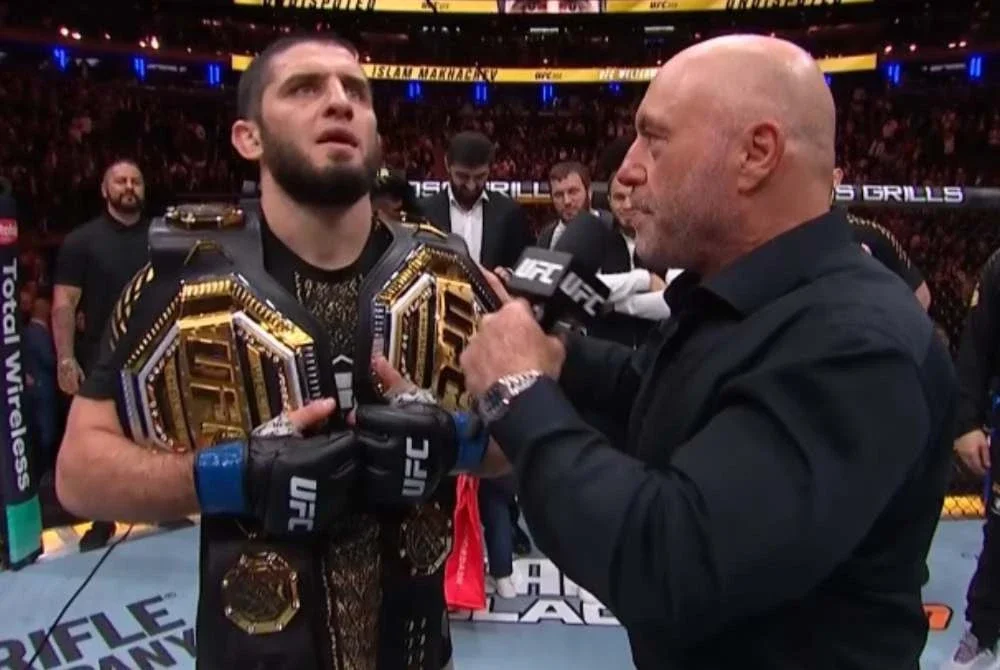 Islam dinobat juara welterweight selepas menumbangkan Jack Della Maddalena di UFC 322 pada Ahad. Foto Agensi