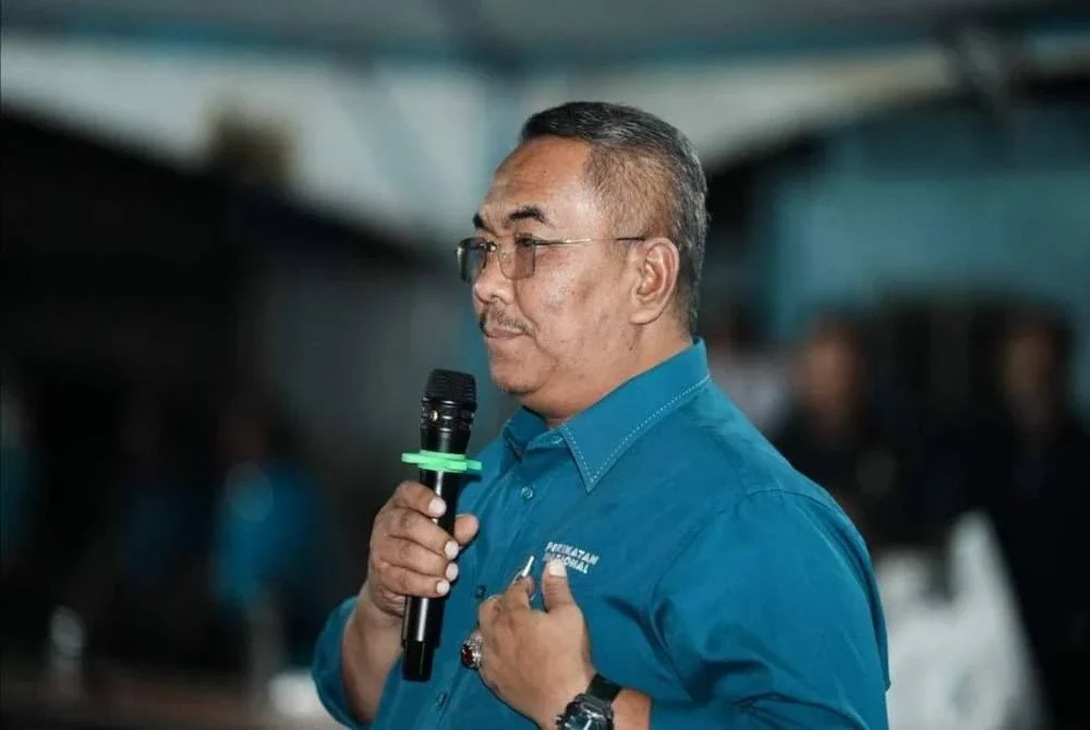 Sanusi ketika berucap semasa Jelajah #Karambunai di Taman Sepanggar, Kota Kinabalu.