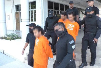 Ketiga-tiga suspek dibawa ke Mahkamah Bukit Mertajam bagi mendapatkan perintah reman.