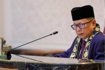 Mohd Puad menggesa Exco kerajaan negeri Johor membuat lawatan mengejut ke sekolah.
