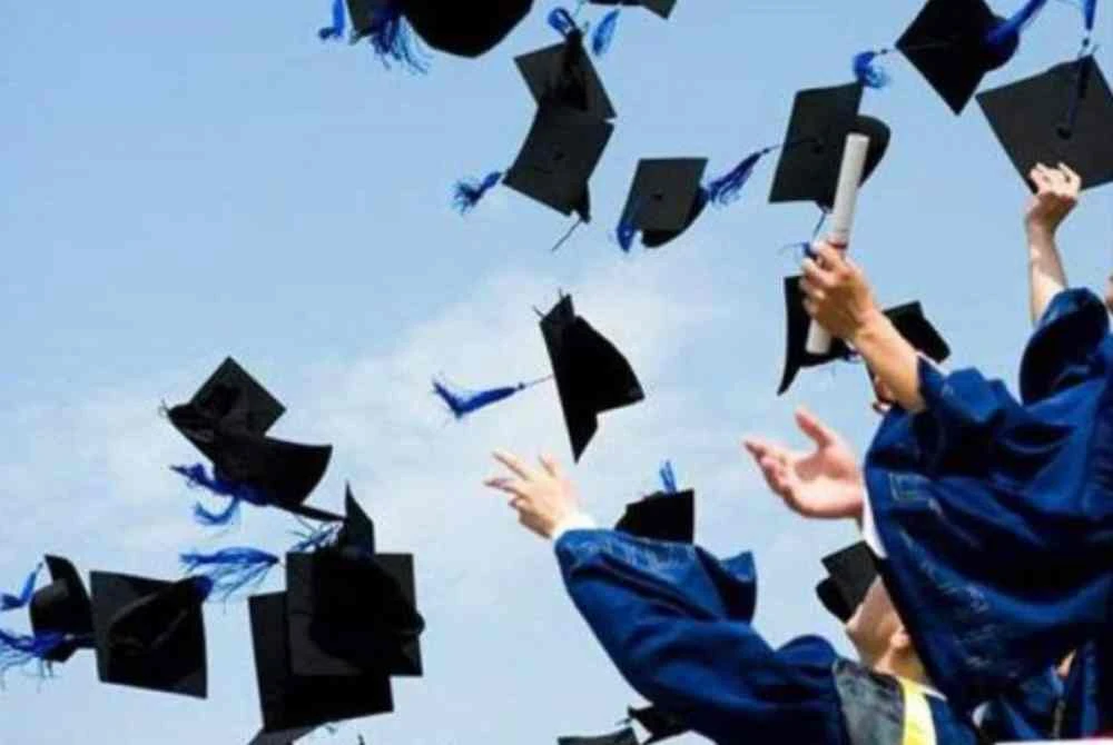 Sokongan psikologi, kemudahan fleksibel dan budaya penyayang dalam ekosistem pendidikan tinggi sangat penting bagi memastikan lebih ramai pelajar mampu meneruskan pengajian tanpa rasa keseorangan. 