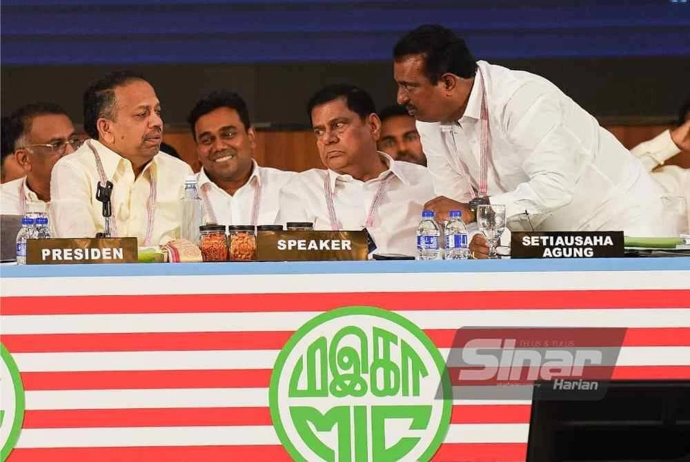 MIC pada Perhimpunan Agung Tahunan ke-79 parti itu yang berlangsung di IDCC pada Ahad. Foto Sinar Harian/Rosli Talib