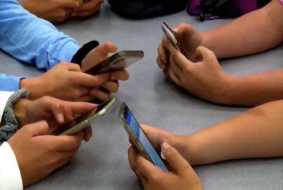 Suruhanjaya e-Keselamatan Australia mendedahkan terdapat kira-kira 350,000 remaja berumur 13 hingga 15 tahun di Instagram.