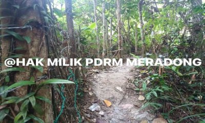 Pengedar dadah memasang kawat berduri di bahagian hadapan bagi menyukarkan dan melambatkan pihak polis membuat serbuan. 