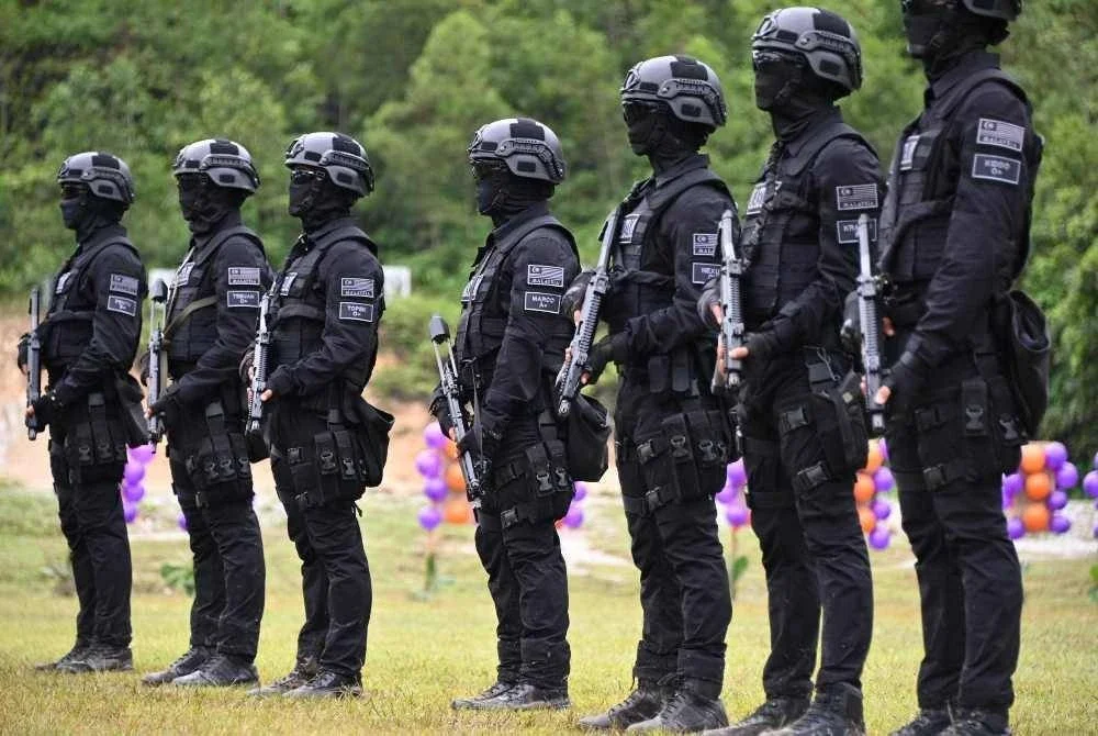 Pasukan Tempur Operasi Medan Kastam (COBRA) JKDM. - Foto JKDM