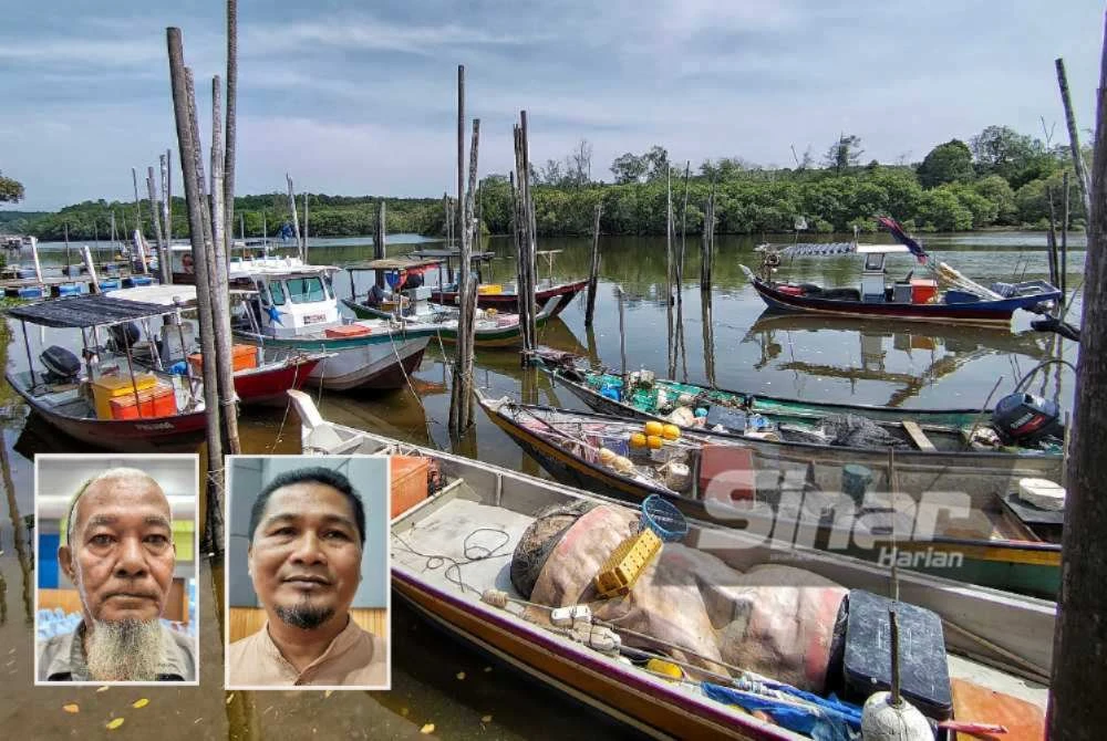 Bot fiber diikat pada jeti ketika setiap kali musim tengkujuh. Gambar kecil: Mohamad Jamali (kanan) dan Mohamad