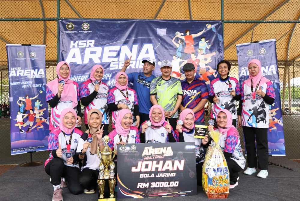 Pasukan Bee-One-Derful dari Bahagian Siasatan menjuarai kategori bola jaring Piala Ketua Pesuruhjaya SPRM.