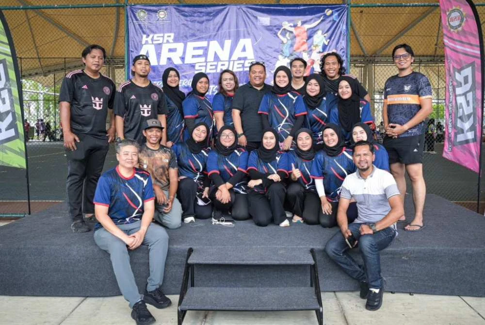 Pasukan media menyertai cabaran perlawanan futsal dan bola jaring Piala Ketua Pesuruhjaya SPRM pada Sabtu.