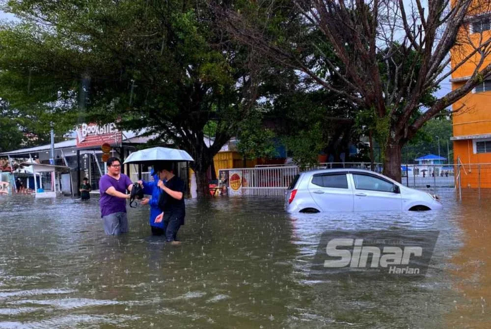 Hujan lebat berterusan menyebabkan banjir kali ini lebih buruk berbanding tahun lepas.