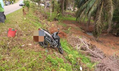 Keadaan motosikal ditunggang mangsa selepas terlibat kemalangan. - Foto IPD Kota Tinggi
