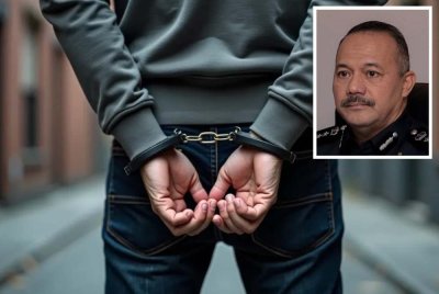 Tiga lelaki warga tempatan berjaya ditahan manakala seorang lagi suspek berjaya meloloskan diri. 