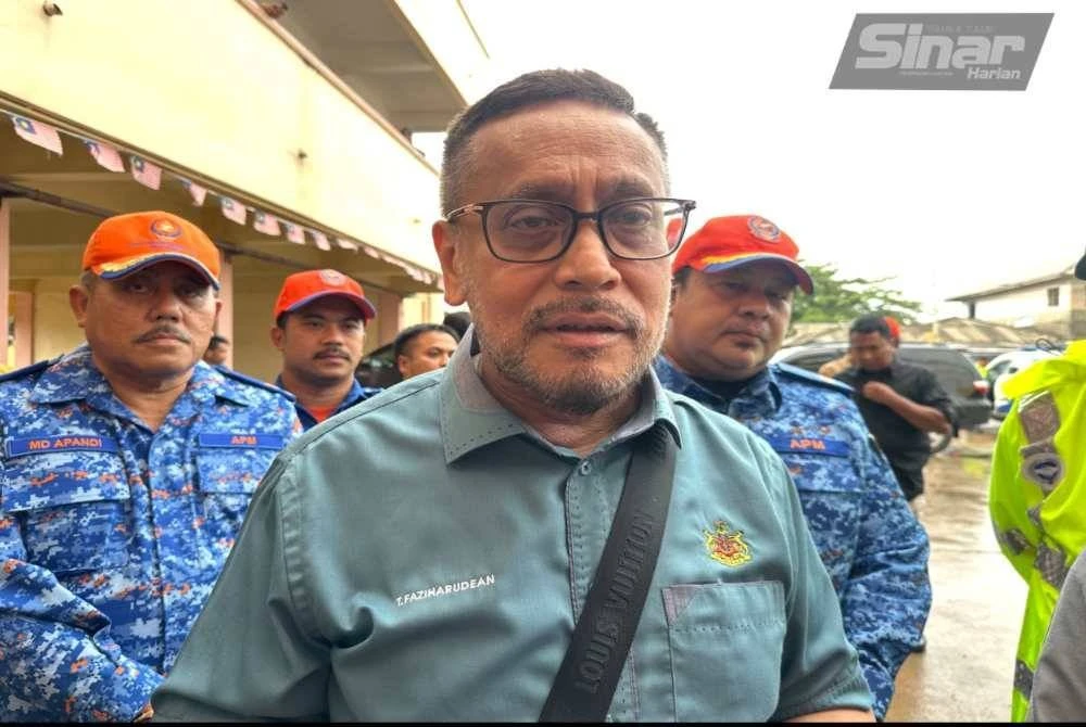 Dr Tengku Mohamed Faziharudean